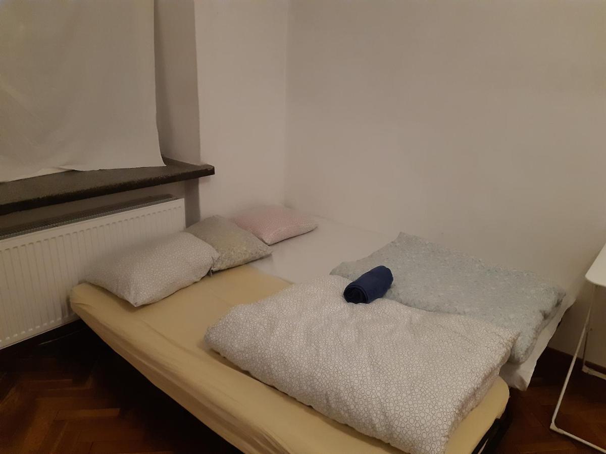 Appartement Just Sleep à Varsovie Extérieur photo